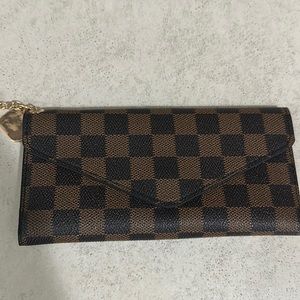 Chocolate Checker Women Wallet